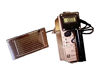 Ludlum- Model 195 + Model 43-132 High Range Alpha Ion Chamber